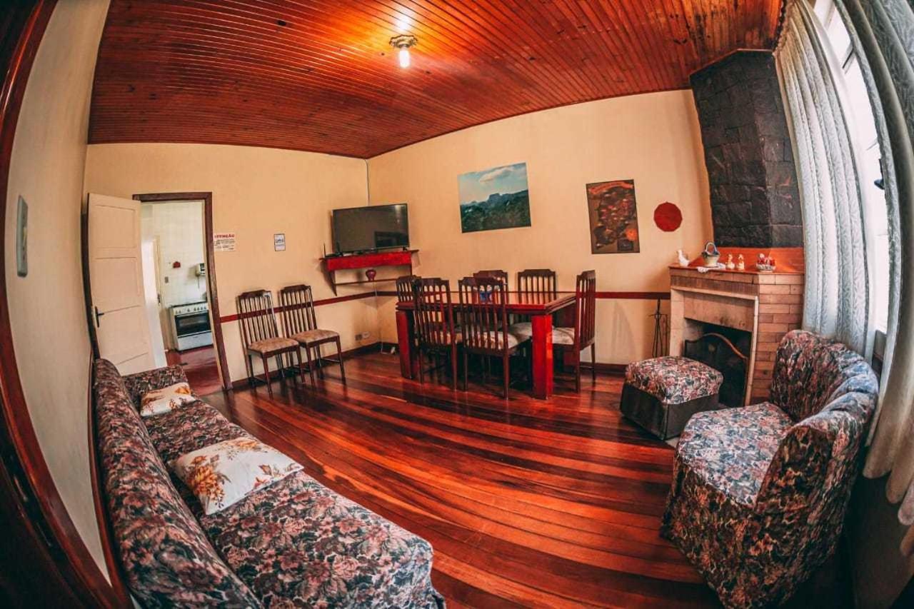 فندق Colonia Saa Campos do Jordão المظهر الخارجي الصورة